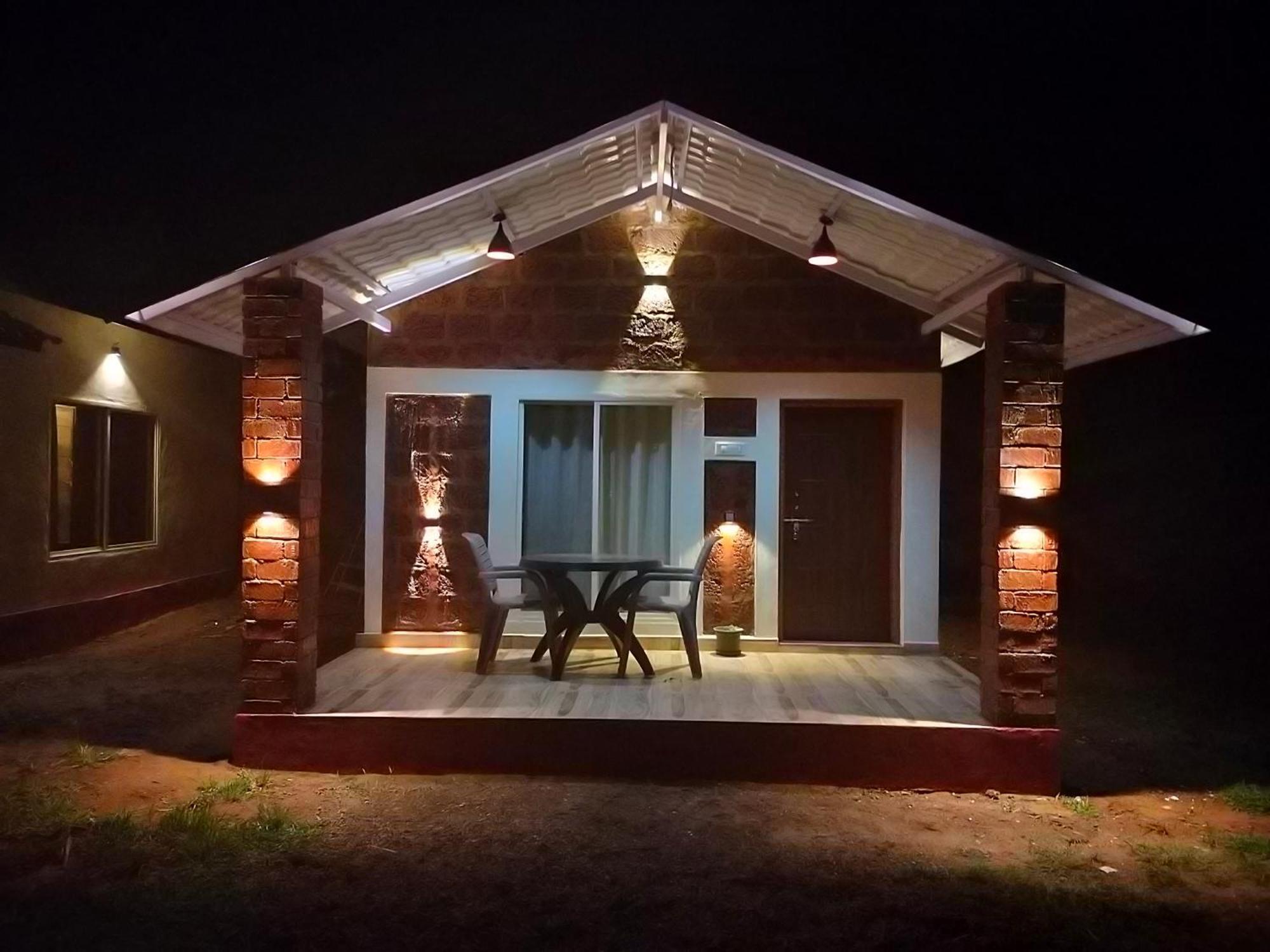 Riverstone Riverfront Farmhouse Gokarna  Zimmer foto